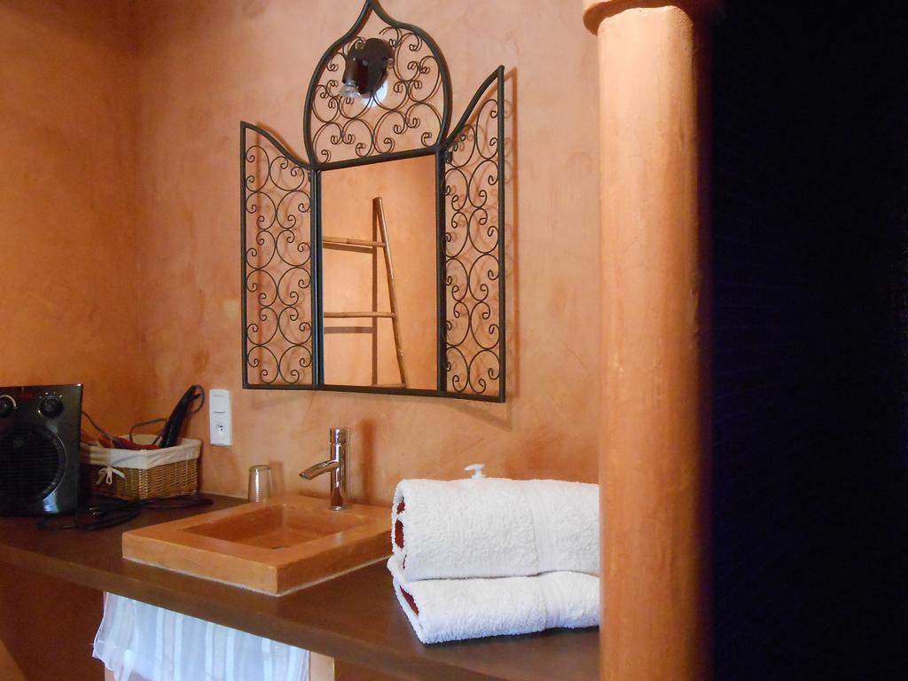 Geney レ グラン プレ Bed & Breakfast 部屋 写真